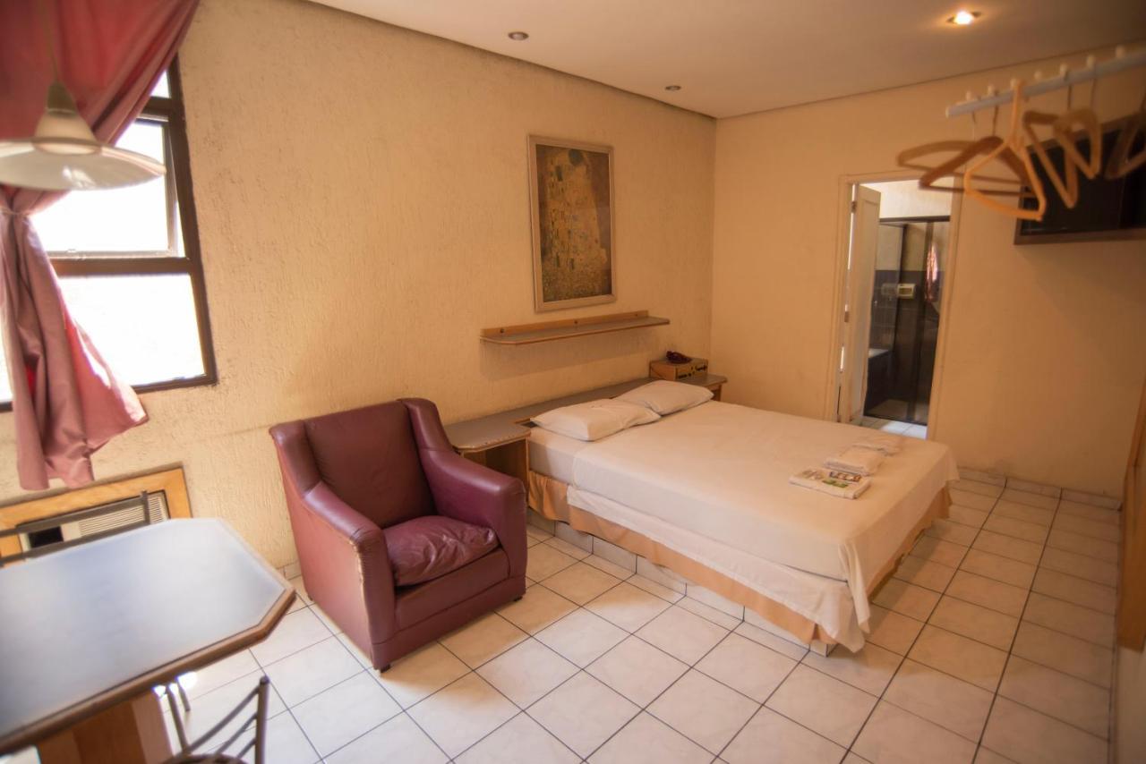 Giardino Hotel Itaquaquecetuba Extérieur photo
